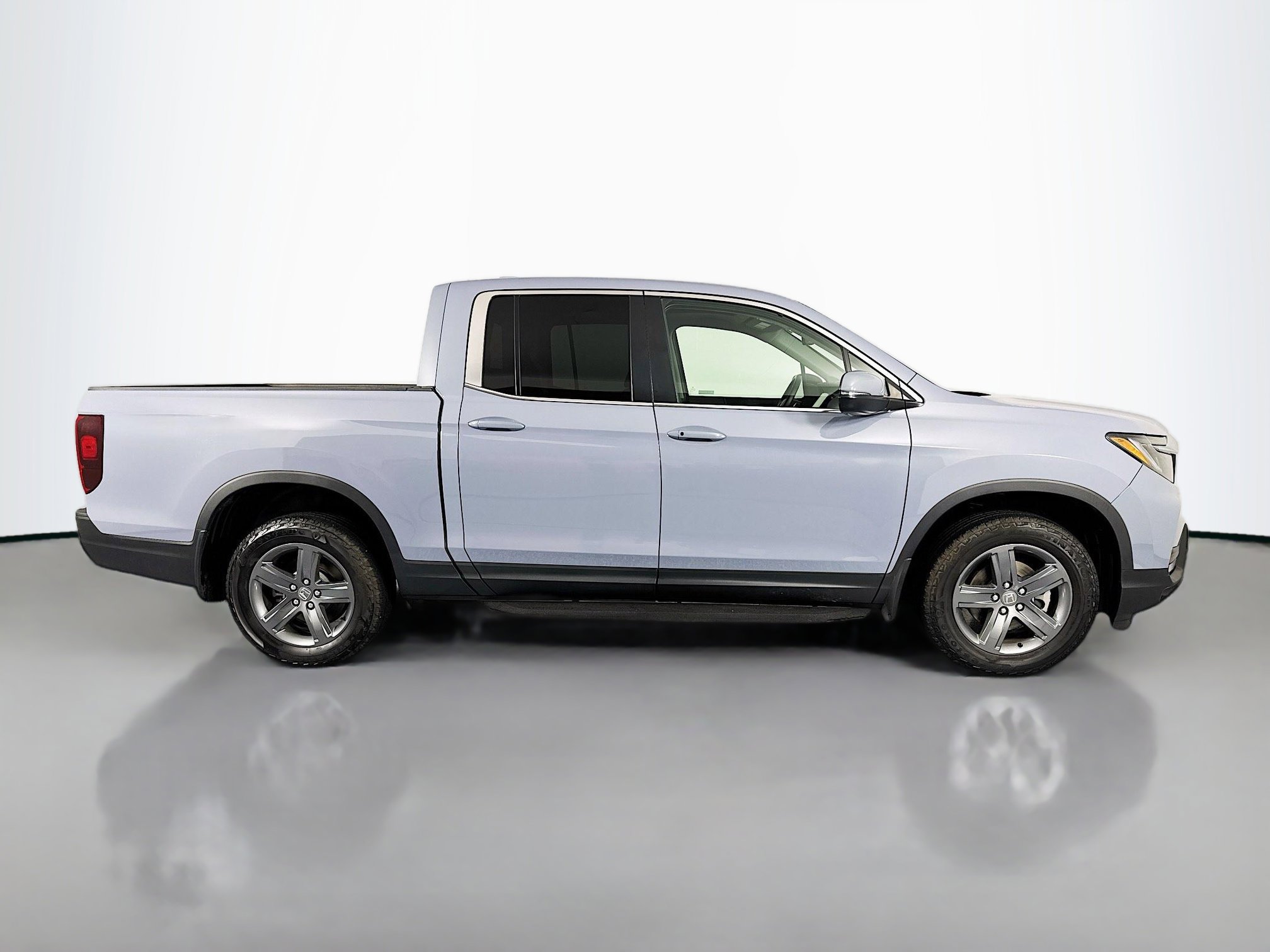 Certified 2023 Honda Ridgeline RTL image 4