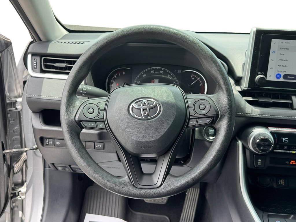Used 2025 Toyota RAV4 XLE w/ Convenience Package FWD image 14