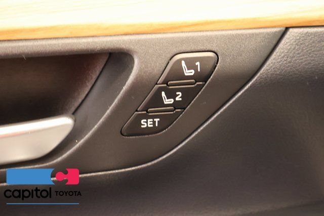 Certified 2024 Toyota Grand Highlander AWD image 12