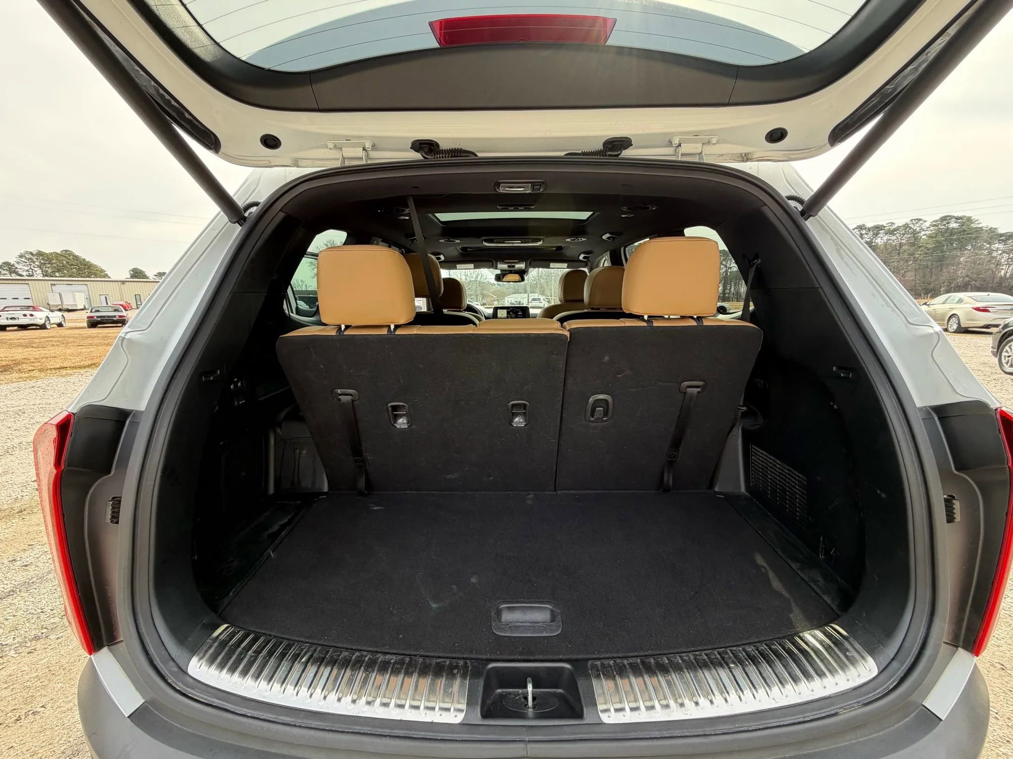 Used 2020 Kia Telluride SX w/ Towing Package image 19