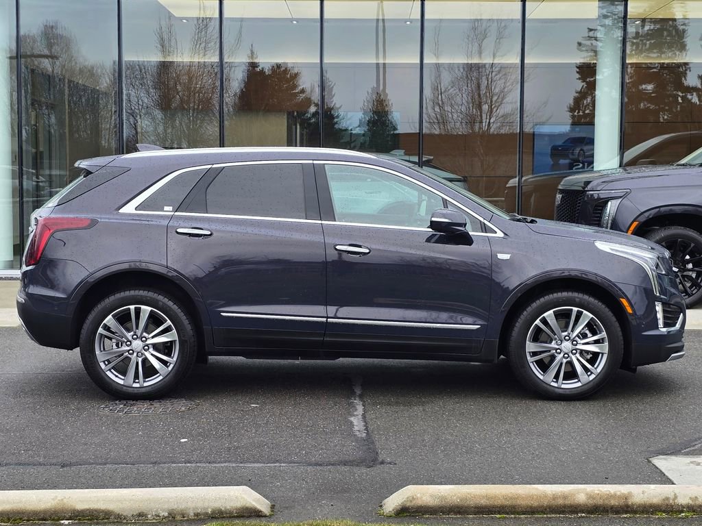 Used 2025 Cadillac XT5 Premium Luxury w/ Technology Package image 6