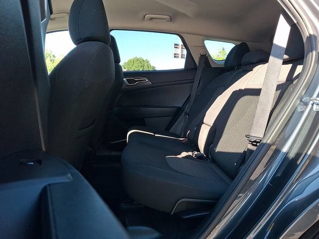 Used 2024 Kia Sportage LX FWD image 10