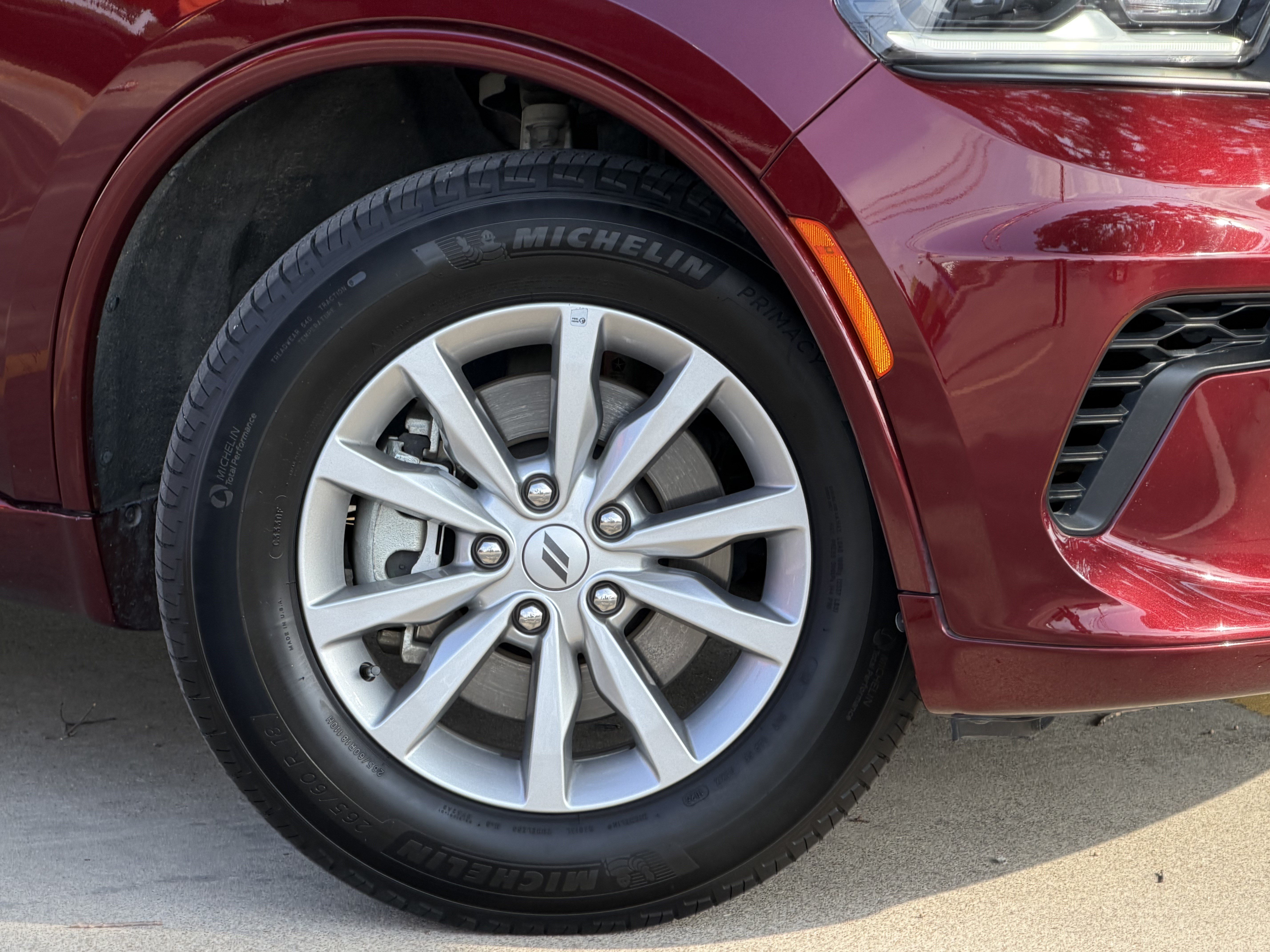 Used 2025 Dodge Durango GT RWD image 3