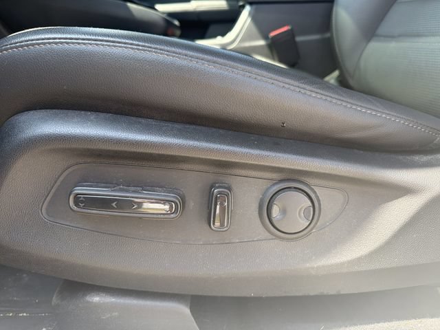Used 2025 Honda CR-V EX-L image 10