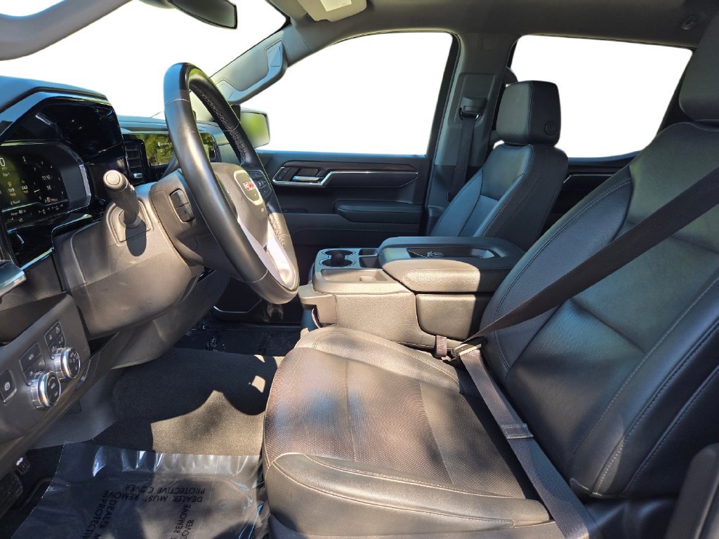 Used 2025 GMC Sierra 1500 SLT AWD/4WD image 17