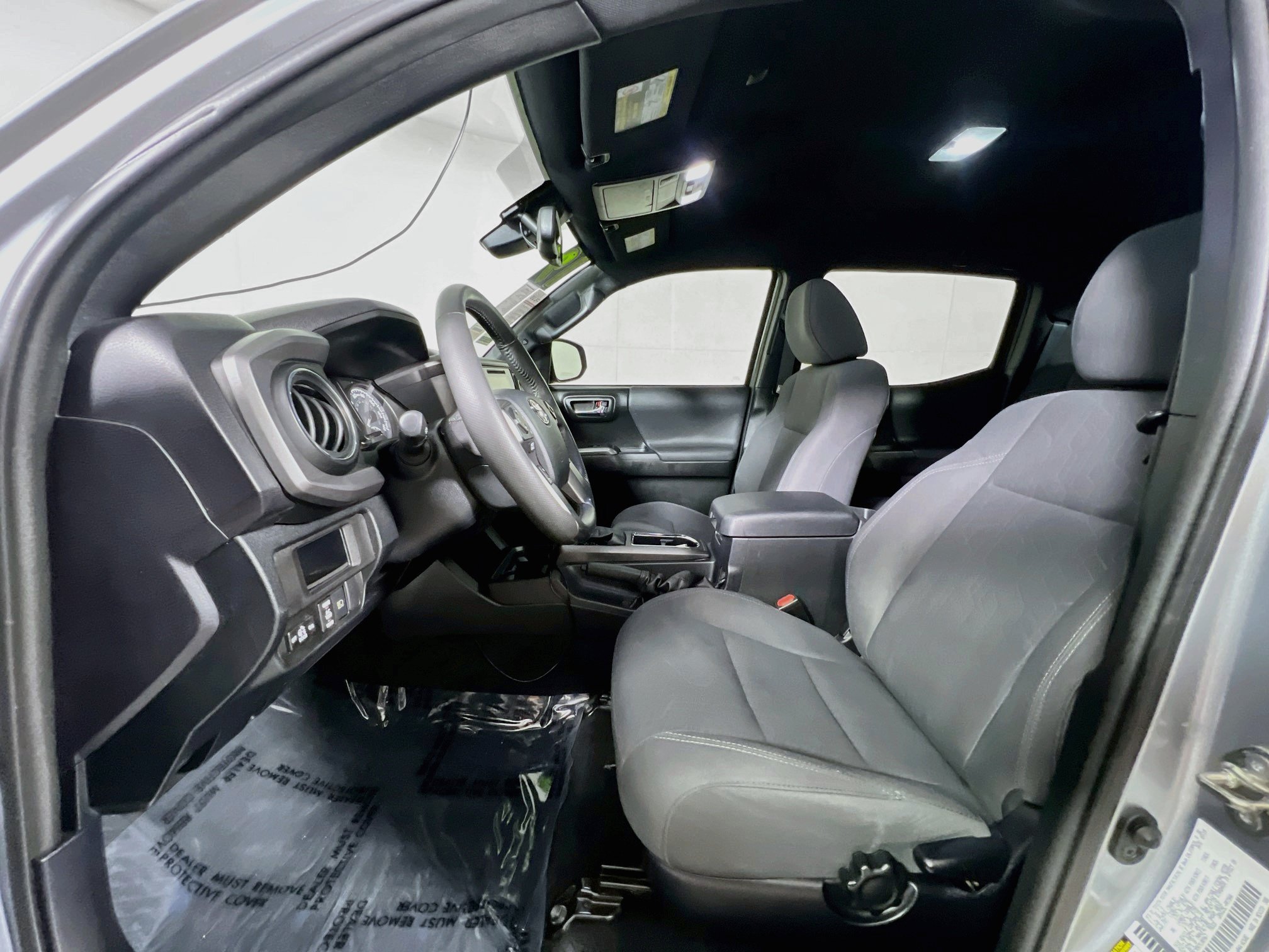 Used 2019 Toyota Tacoma TRD Sport RWD image 15