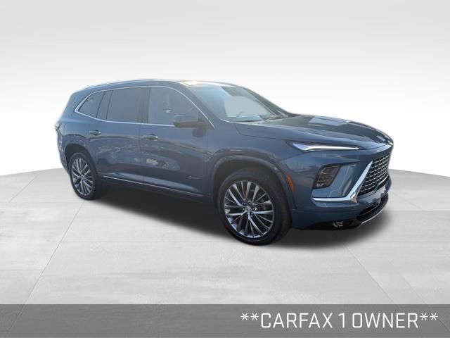 Used 2025 Buick Enclave Avenir w/ Super Cruise Package image 2