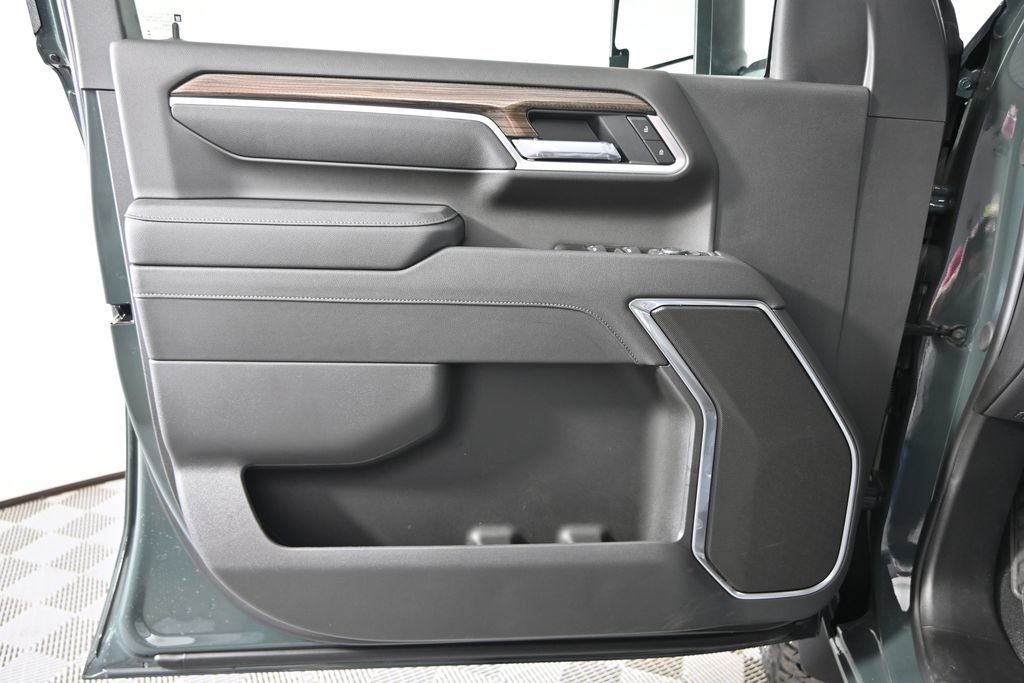 New 2026 Chevrolet Silverado 2500 LT w/ Trail Boss Package AWD/4WD image 18