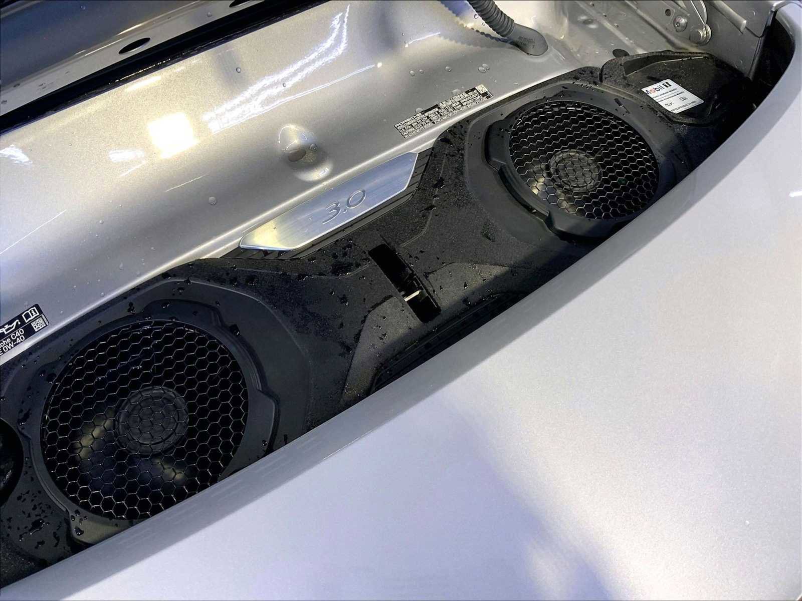 Certified 2024 Porsche 911 Carrera T RWD image 32