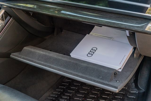 Used 2021 Audi Q8 Prestige w/ Prestige Package image 47