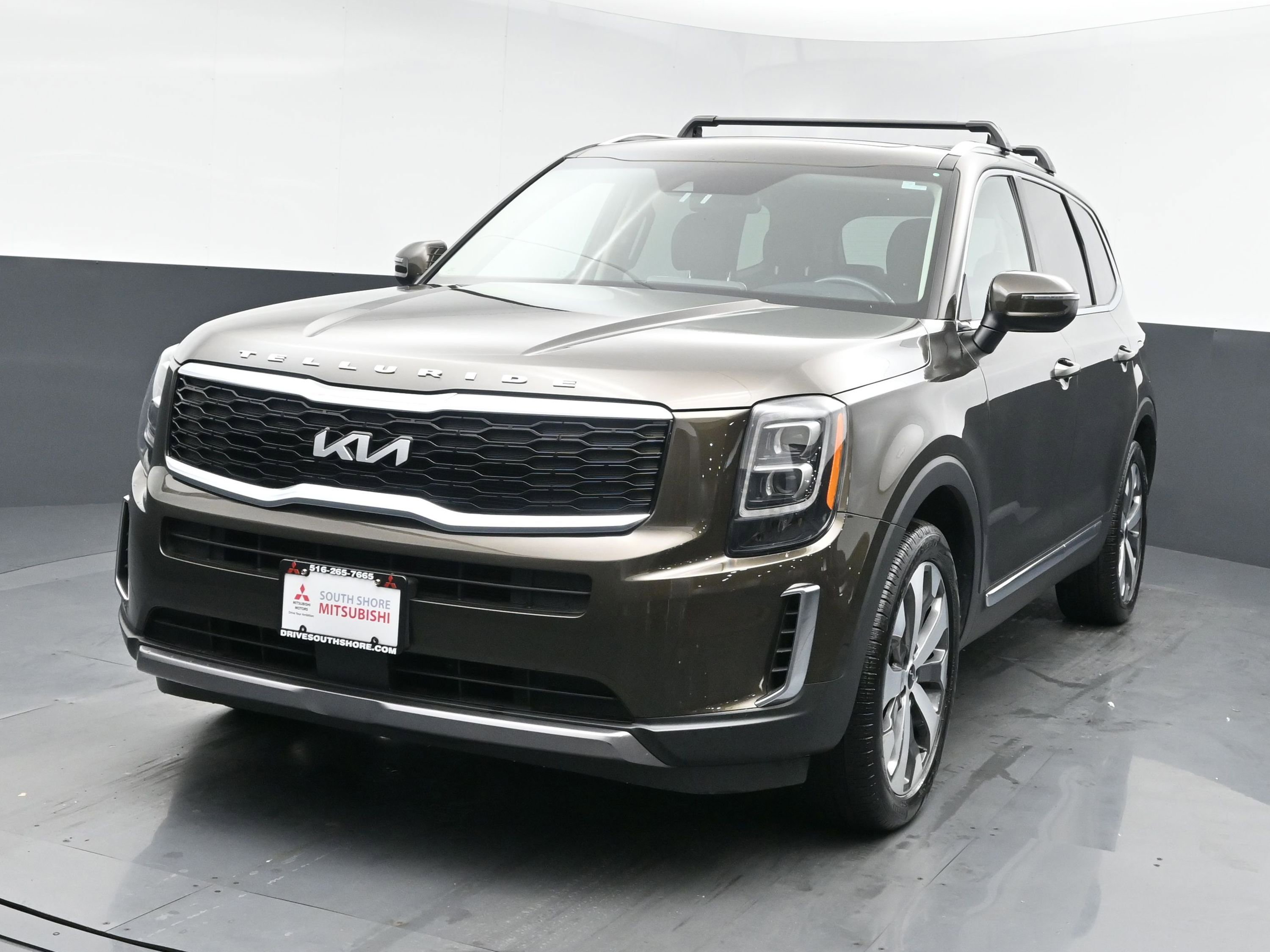 Used 2022 Kia Telluride EX w/ EX Premium Package image 25