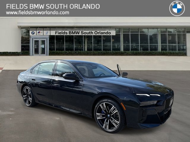 New 2025 BMW 740i w/ Premium Package
