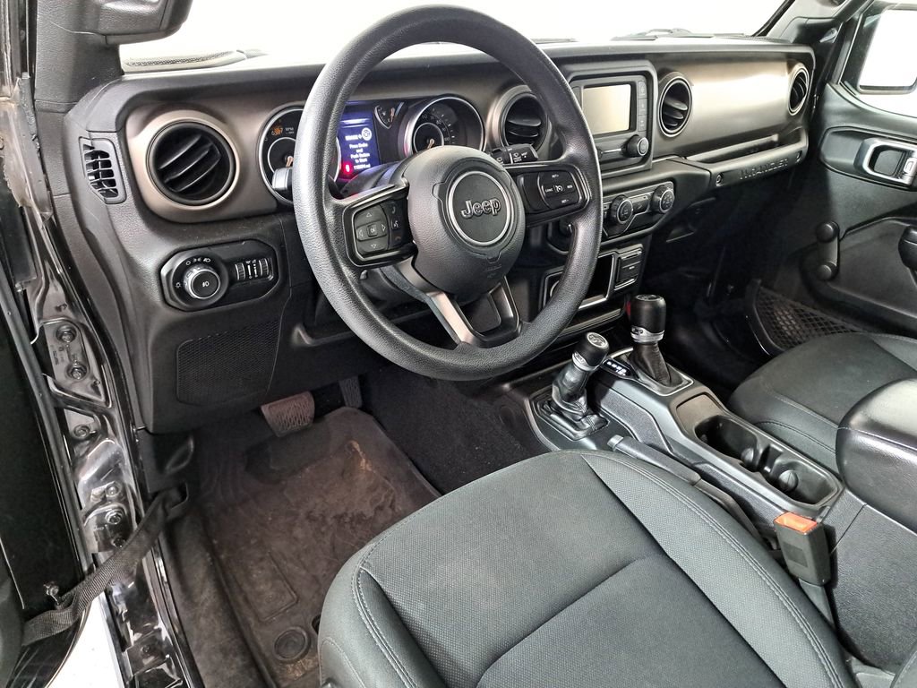 Used 2018 Jeep Wrangler Unlimited Sport image 10