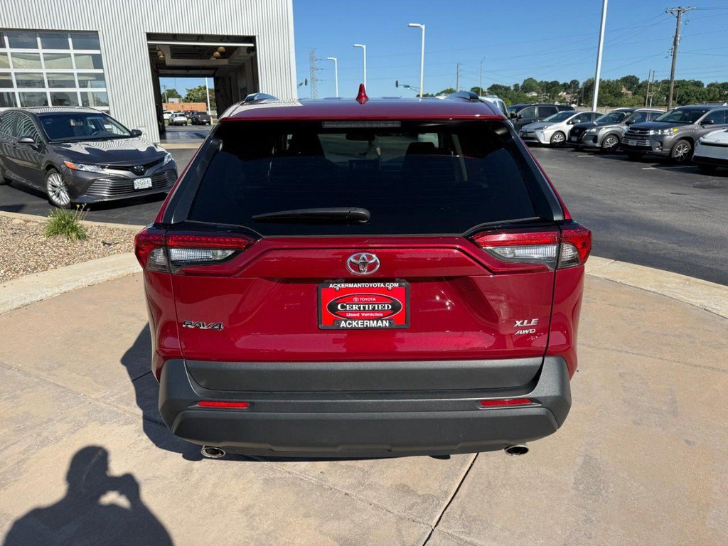 Certified 2025 Toyota RAV4 XLE AWD/4WD image 10
