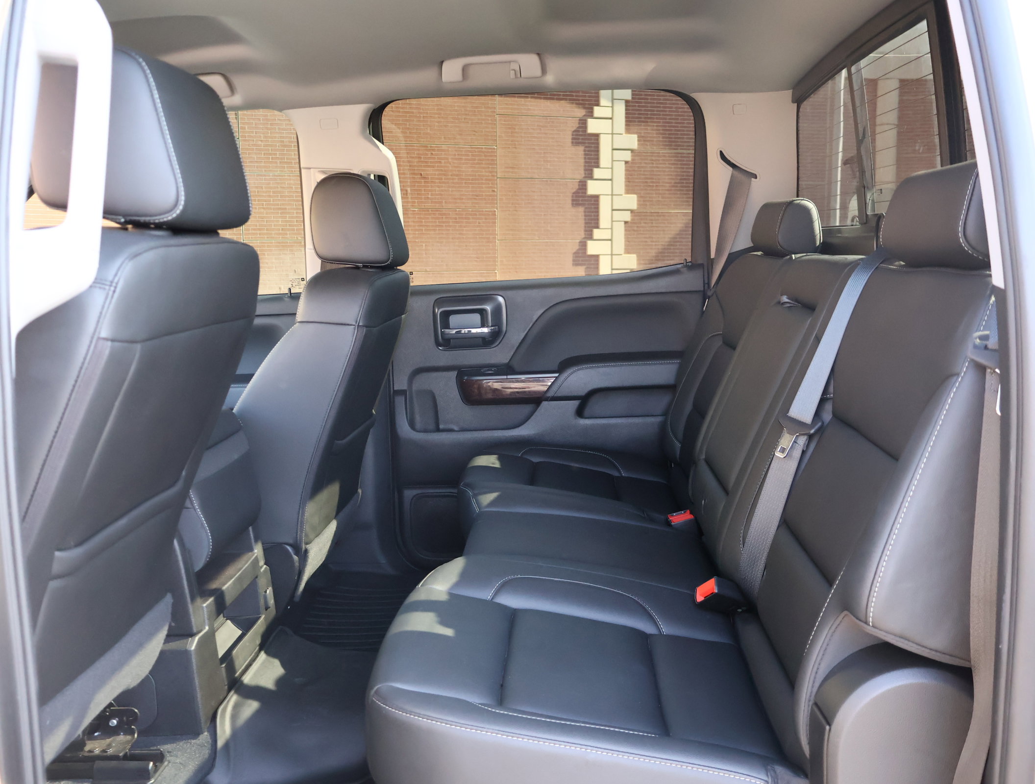 Used 2018 GMC Sierra 1500 SLT w/ SLT Premium Package image 21