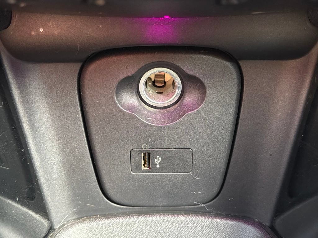 Used 2019 MINI Cooper 4-Door Hardtop FWD image 32