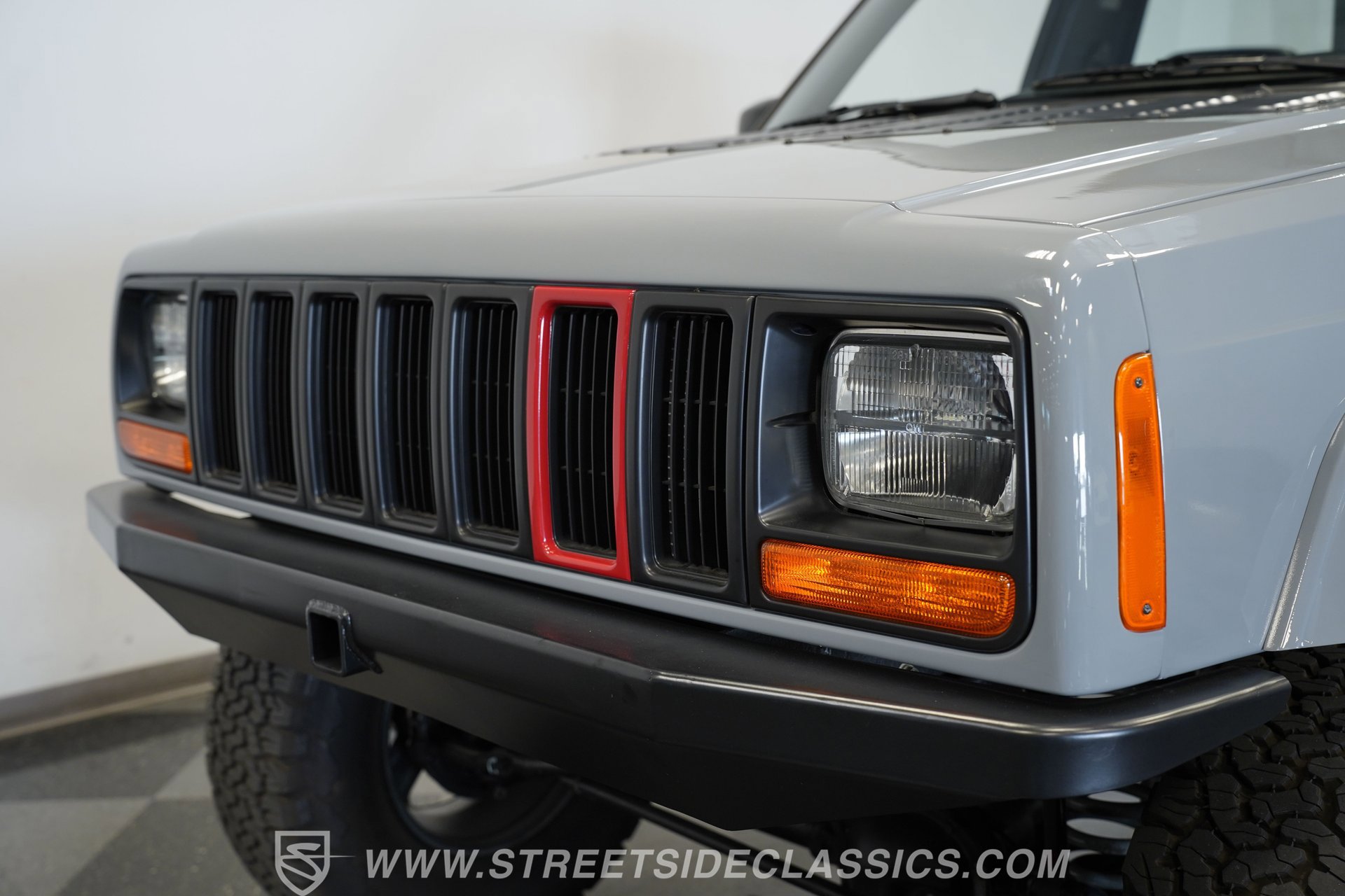 Used 1990 Jeep Comanche Pioneer image 21