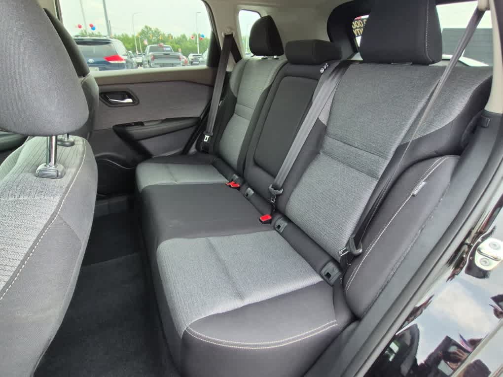 Used 2021 Nissan Rogue SV AWD/4WD image 7
