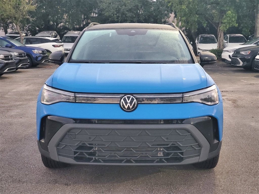 New 2025 Volkswagen Taos SE image 2