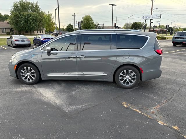 Used 2021 Chrysler Pacifica Pinnacle FWD image 6