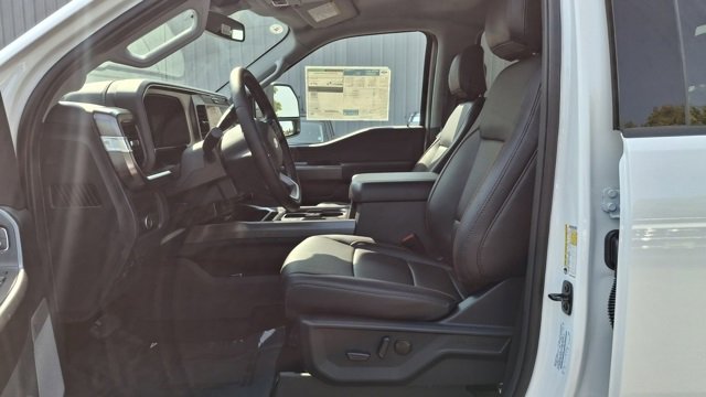 New 2026 Ford F350 Lariat w/ Black Appearance Package image 6