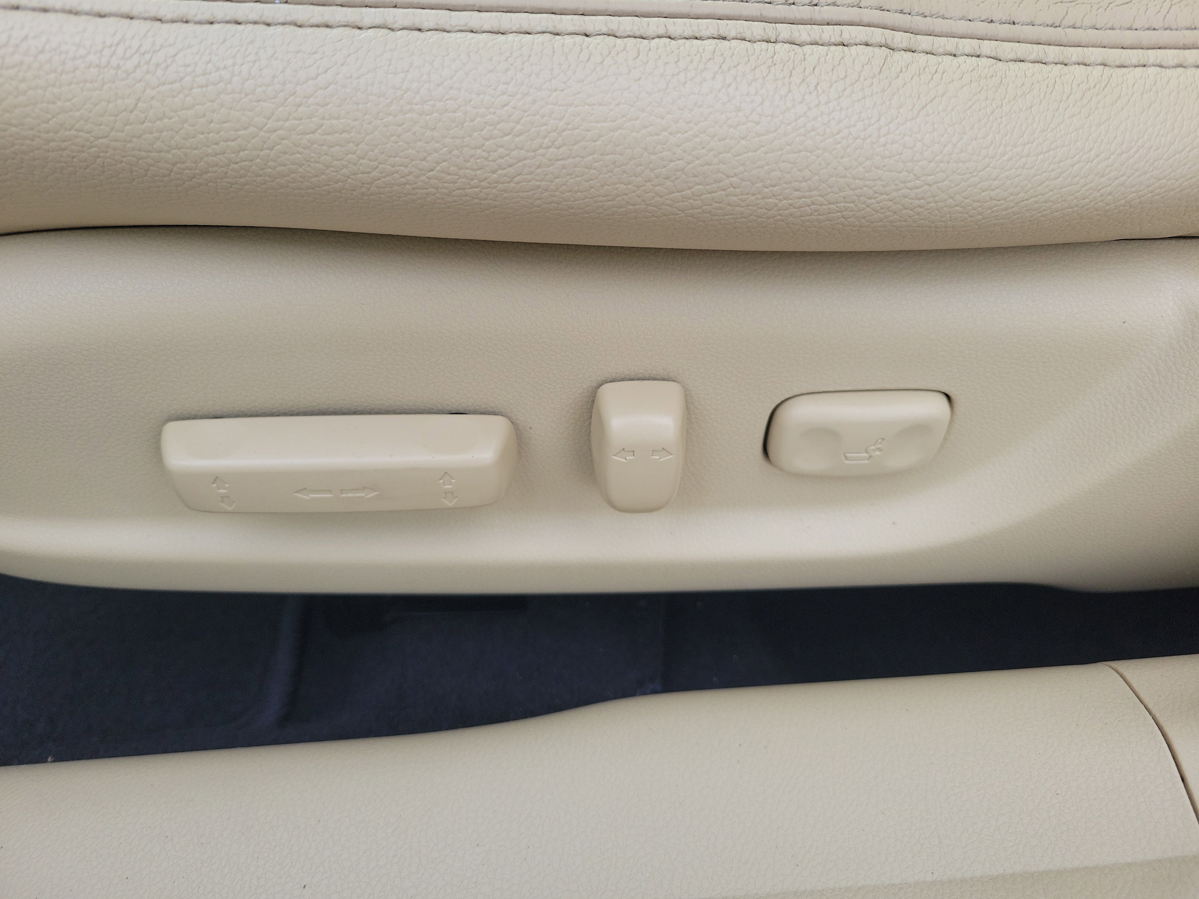 Used 2012 Honda Crosstour EX-L image 23