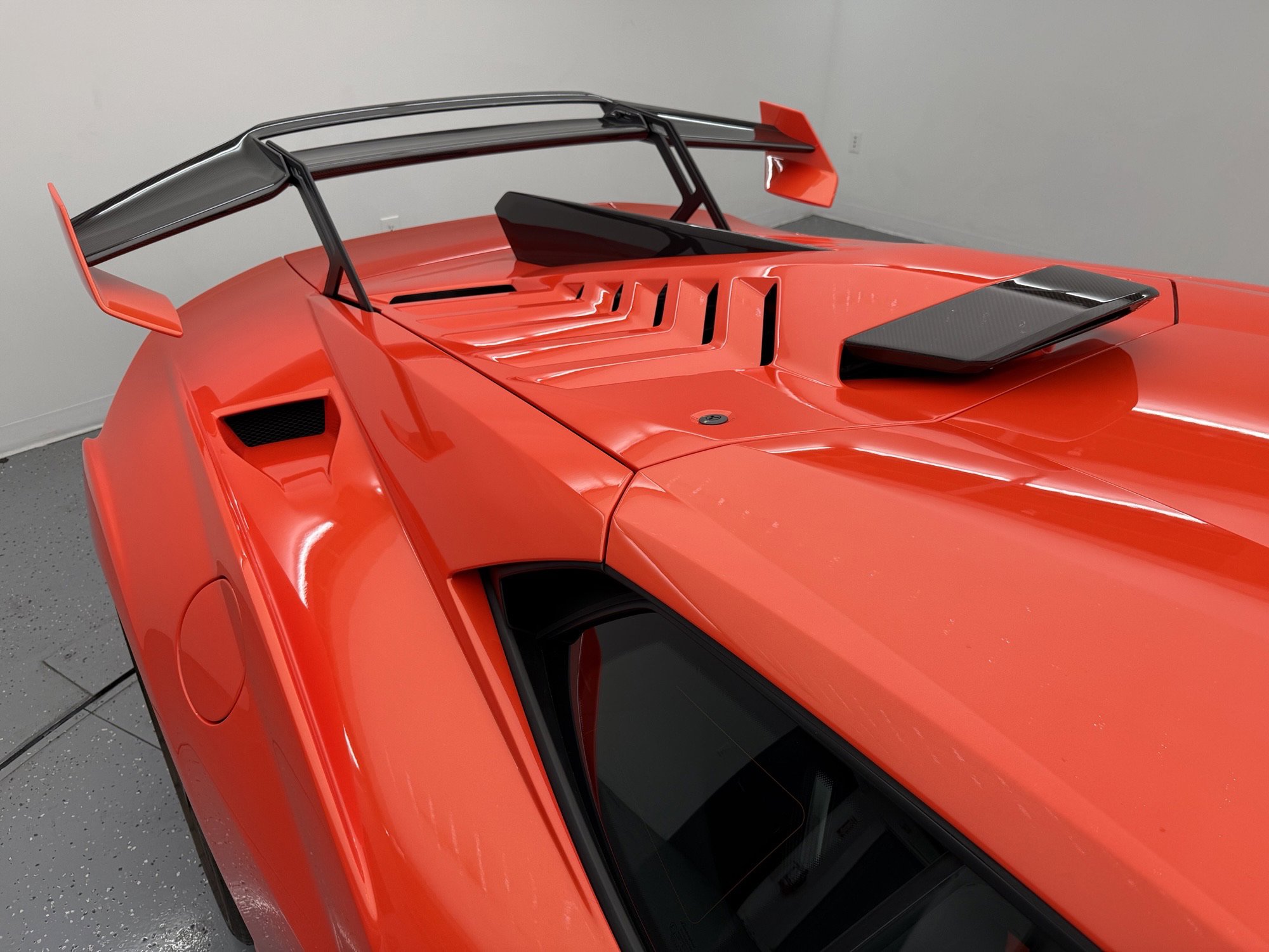 Used 2024 Lamborghini Huracan STO image 5