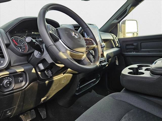 New 2026 RAM 2500 Tradesman AWD/4WD image 3