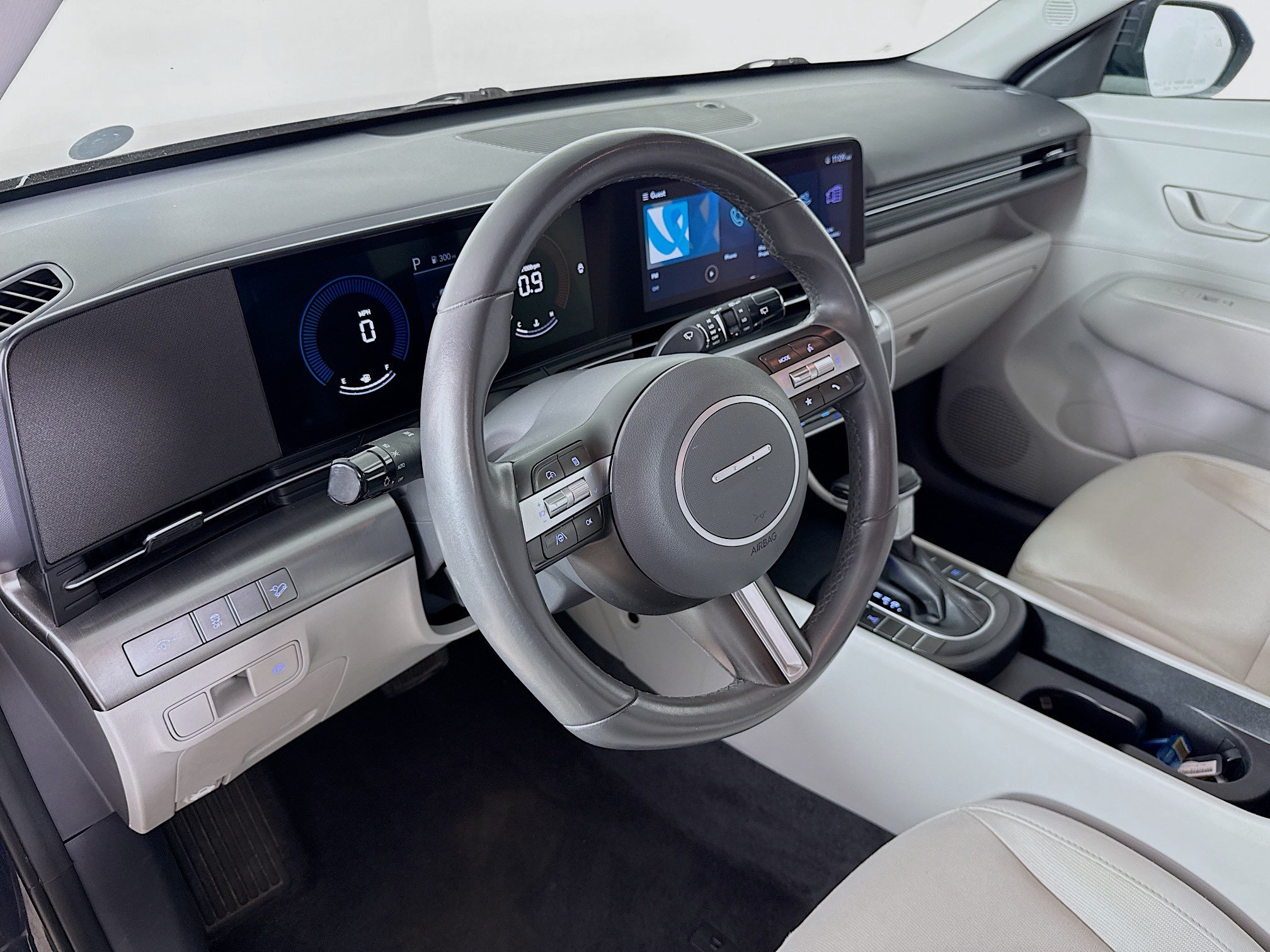 Used 2024 Hyundai Kona SEL AWD/4WD image 8