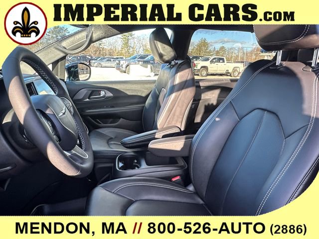 New 2026 Chrysler Pacifica Select image 32