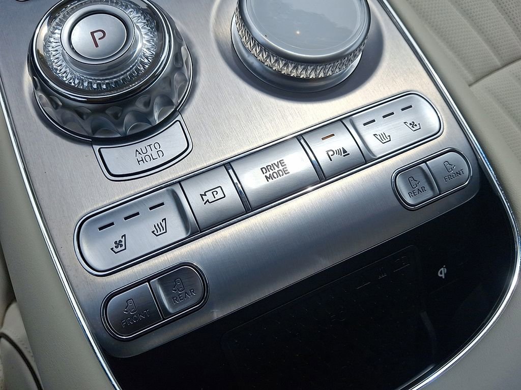 Used 2026 Genesis G90 3.5T AWD/4WD image 19