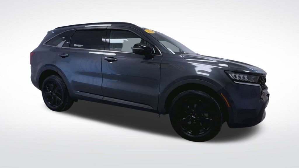 Used 2021 Kia Sorento S w/ Panoramic Sunroof Package image 2