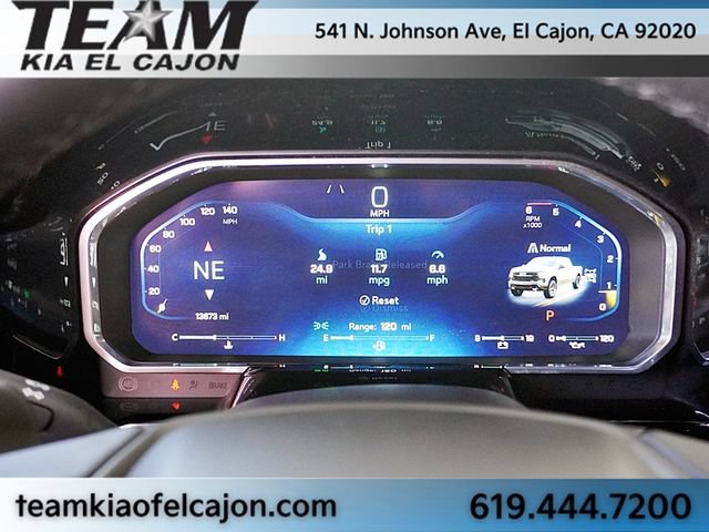 Used 2026 Chevrolet Silverado 1500 LT Trail Boss w/ LPO, Dark Essentials Package AWD/4WD image 32