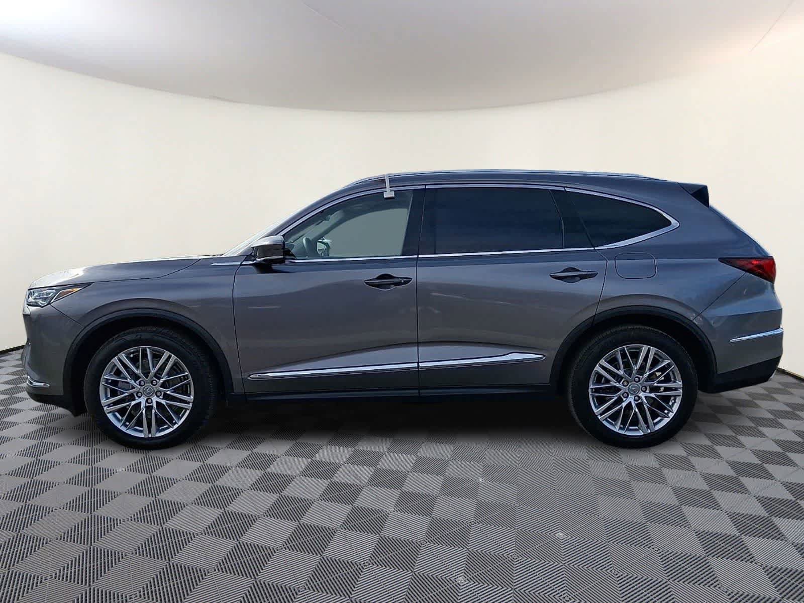 Used 2023 Acura MDX SH-AWD w/ Advance Package image 8
