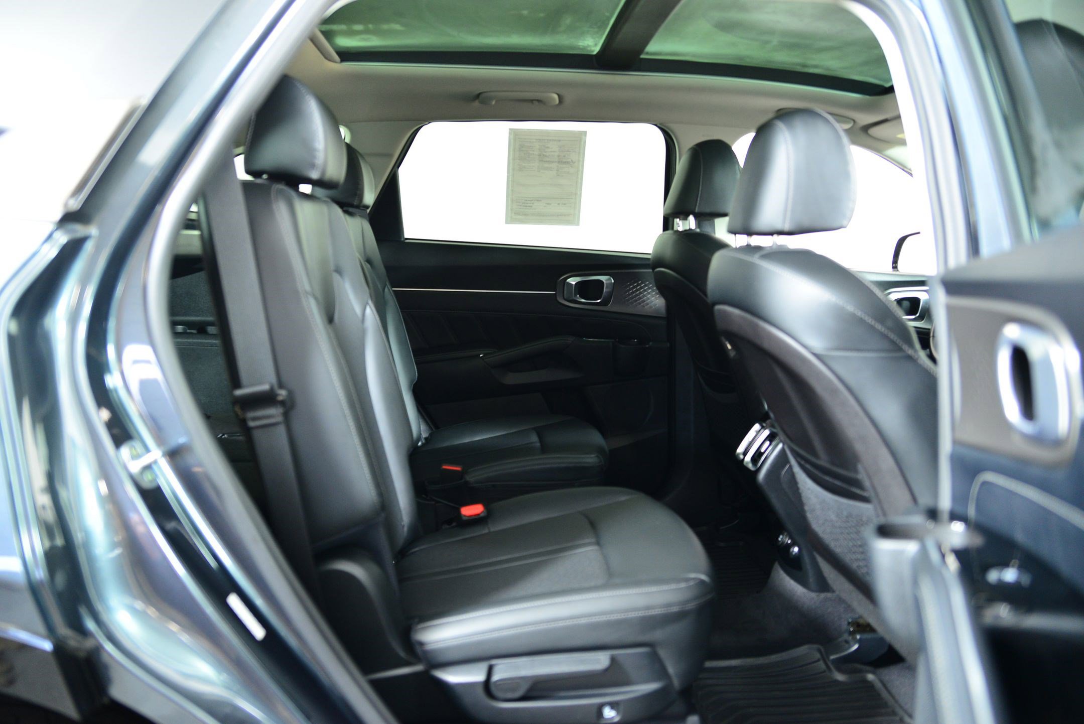 Used 2021 Kia Sorento SX image 21