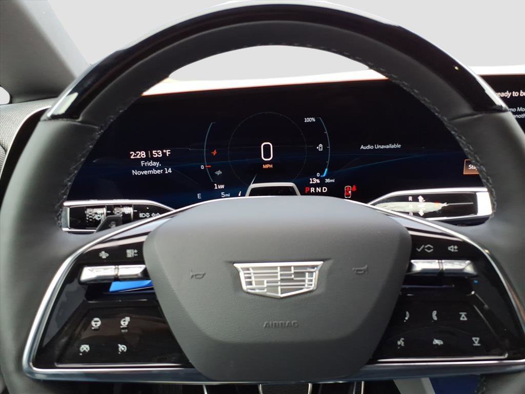New 2026 Cadillac Optiq Luxury 1 image 15