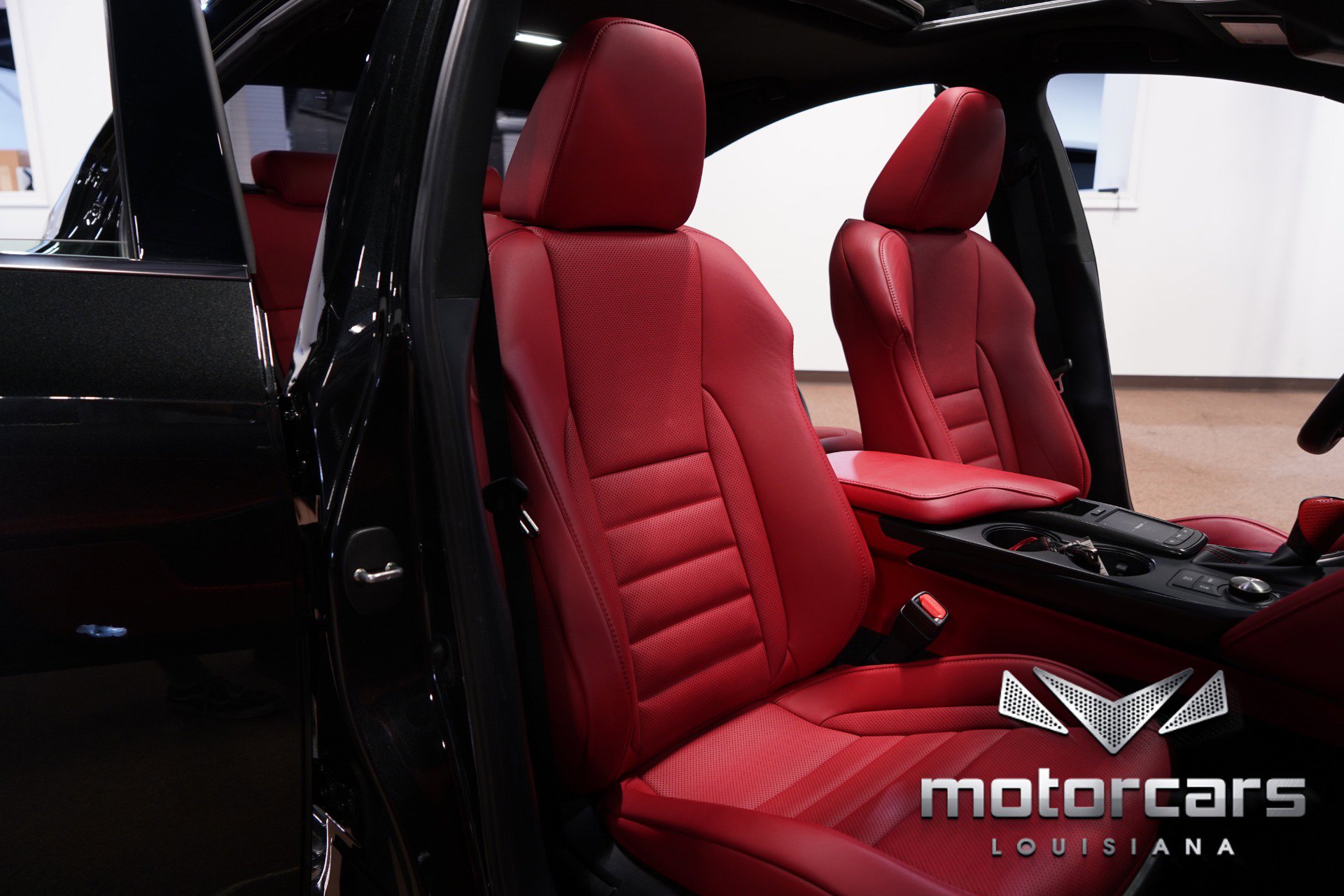 Used 2023 Lexus IS 350 F Sport image 32