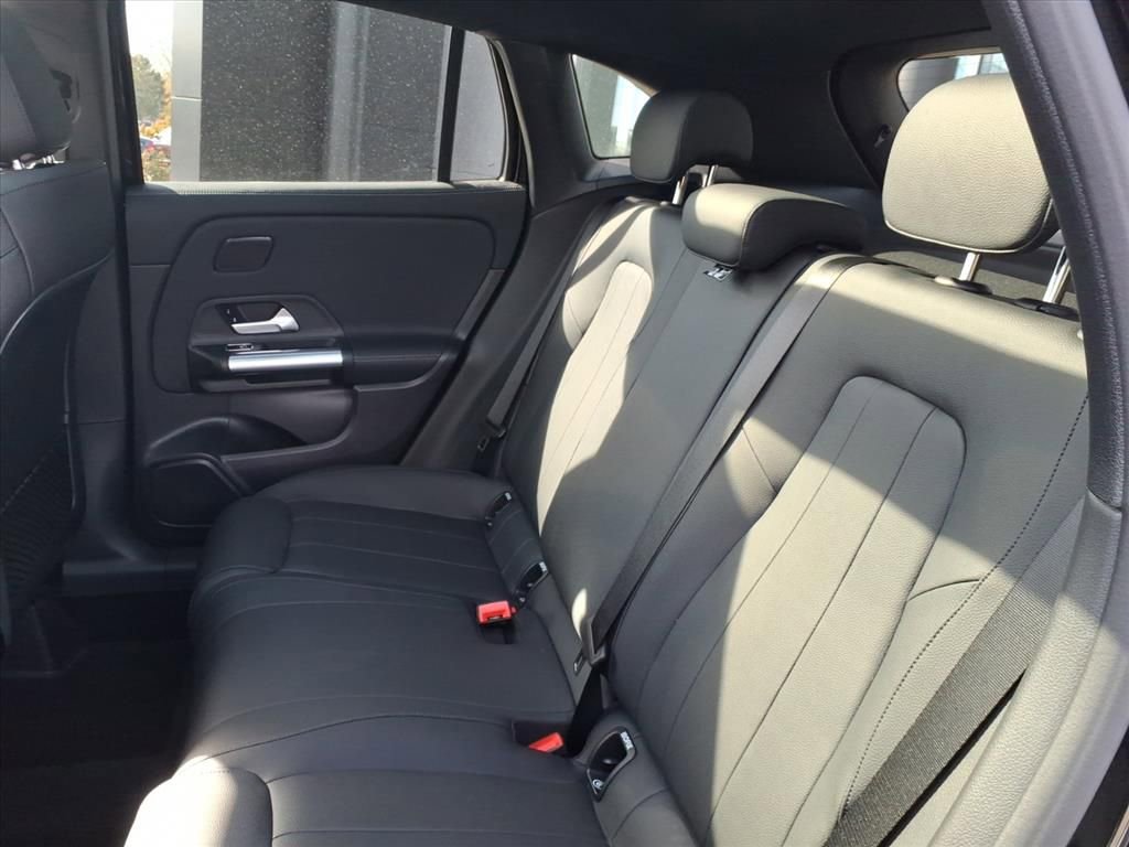 New 2026 Mercedes-Benz GLA 250 4MATIC image 15