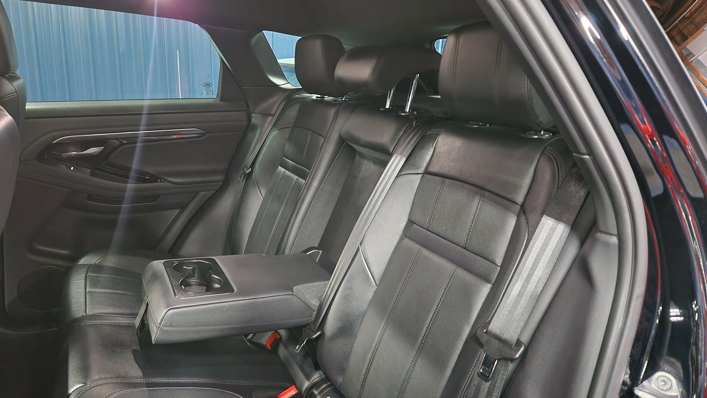 Used 2020 Land Rover Range Rover Evoque SE image 18