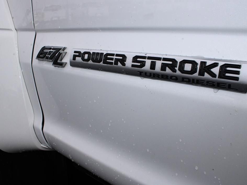 Used 2022 Ford F450 Limited w/ FX4 Off-Road Package image 9