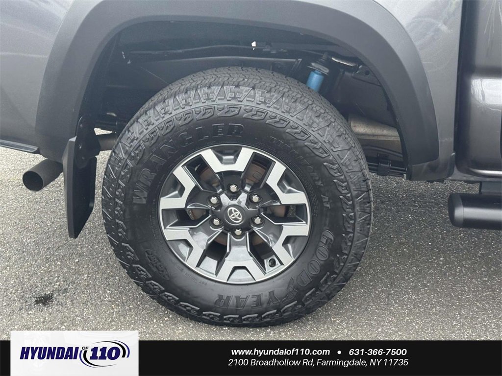 Used 2023 Toyota Tacoma TRD Off-Road image 10