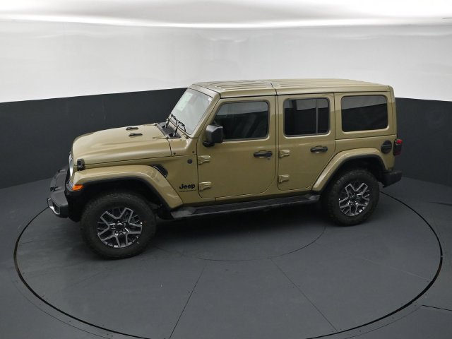 New 2026 Jeep Wrangler Unlimited Sahara AWD/4WD image 14