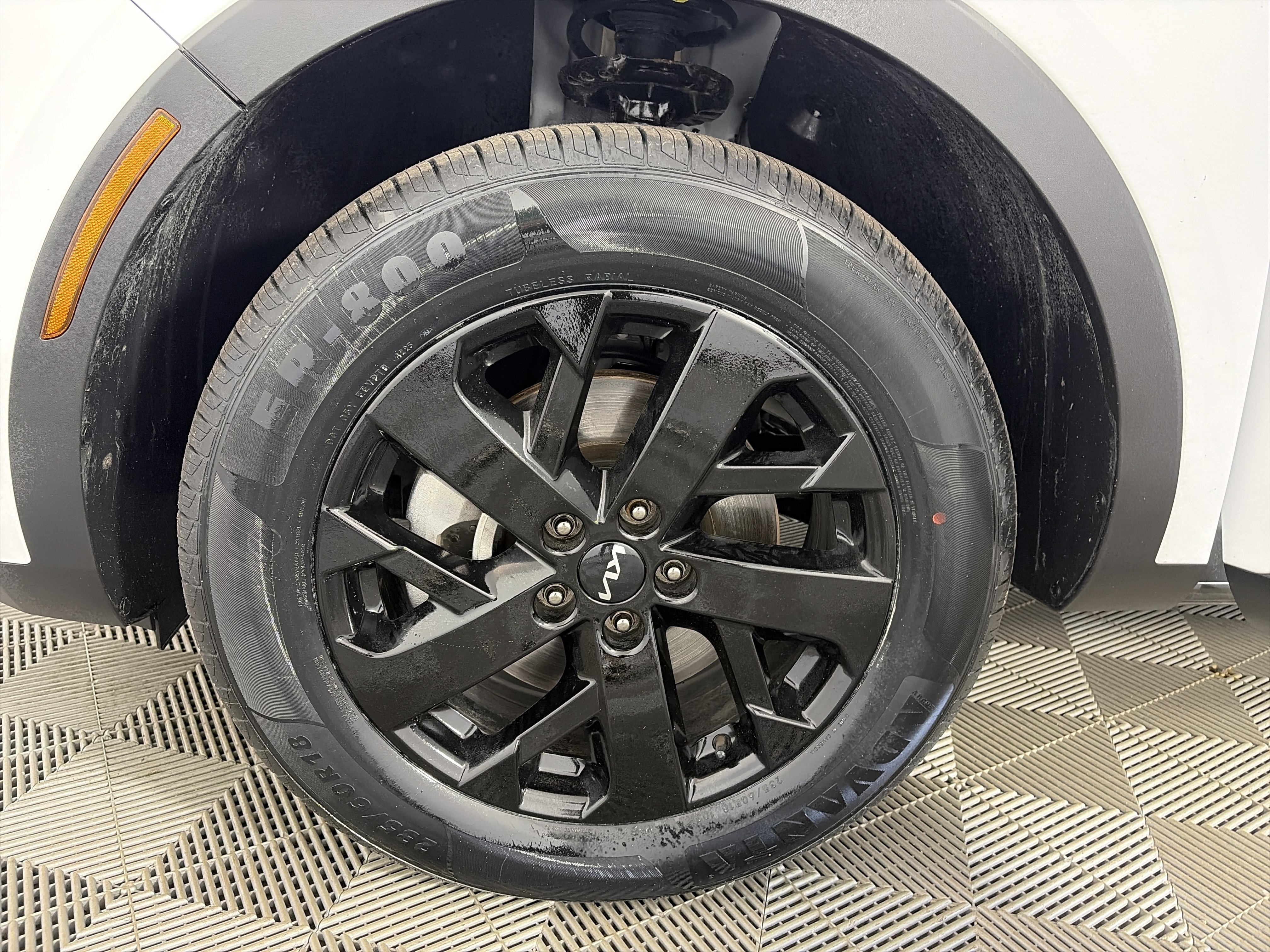 Certified 2023 Kia Sorento S w/ Panoramic Sunroof Package image 14