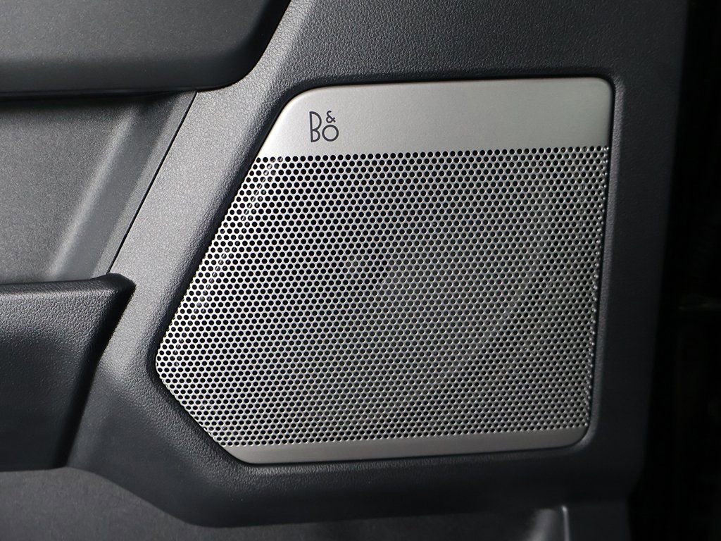 Used 2025 Ford F150 Lightning Lariat image 54