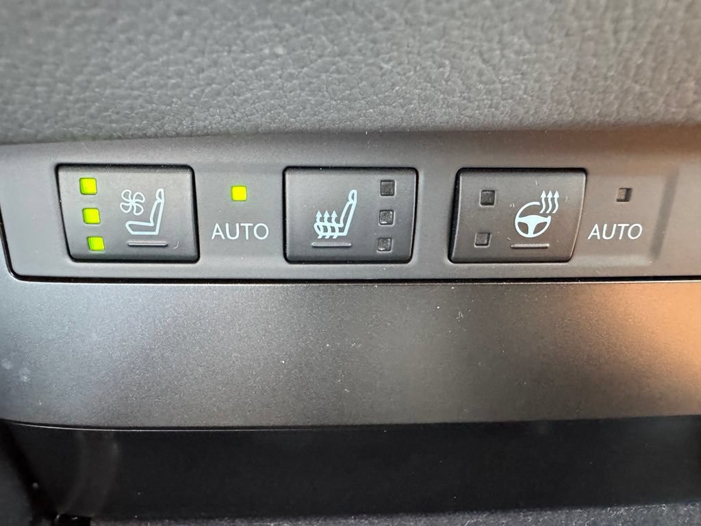 Used 2025 Lexus ES 300h F Sport FWD image 19