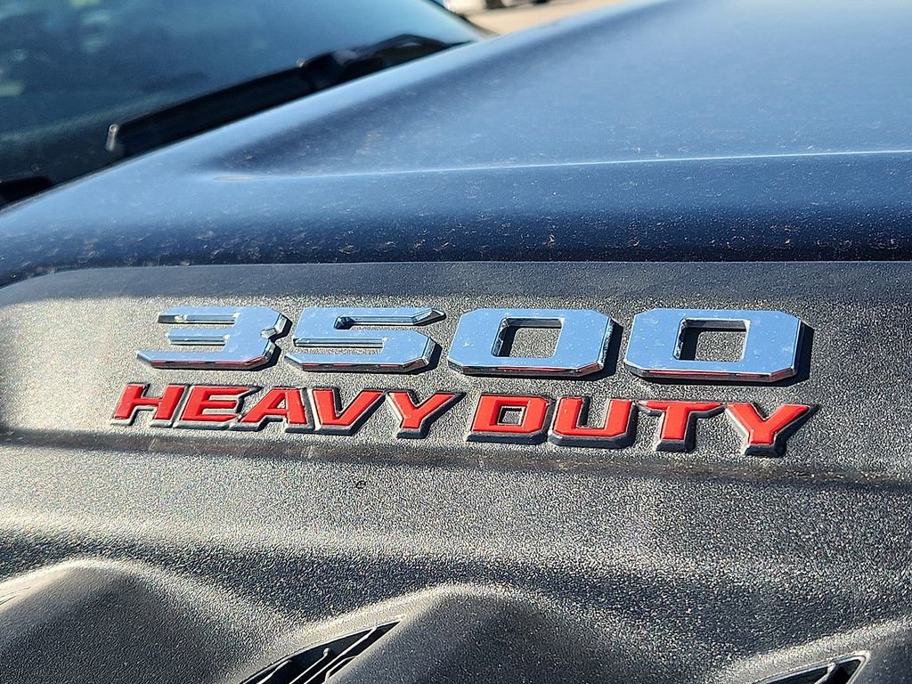Used 2025 RAM 3500 Laramie w/ Sport Appearance Package AWD/4WD image 9