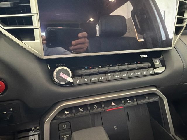 New 2026 Toyota Sequoia Platinum AWD/4WD image 46