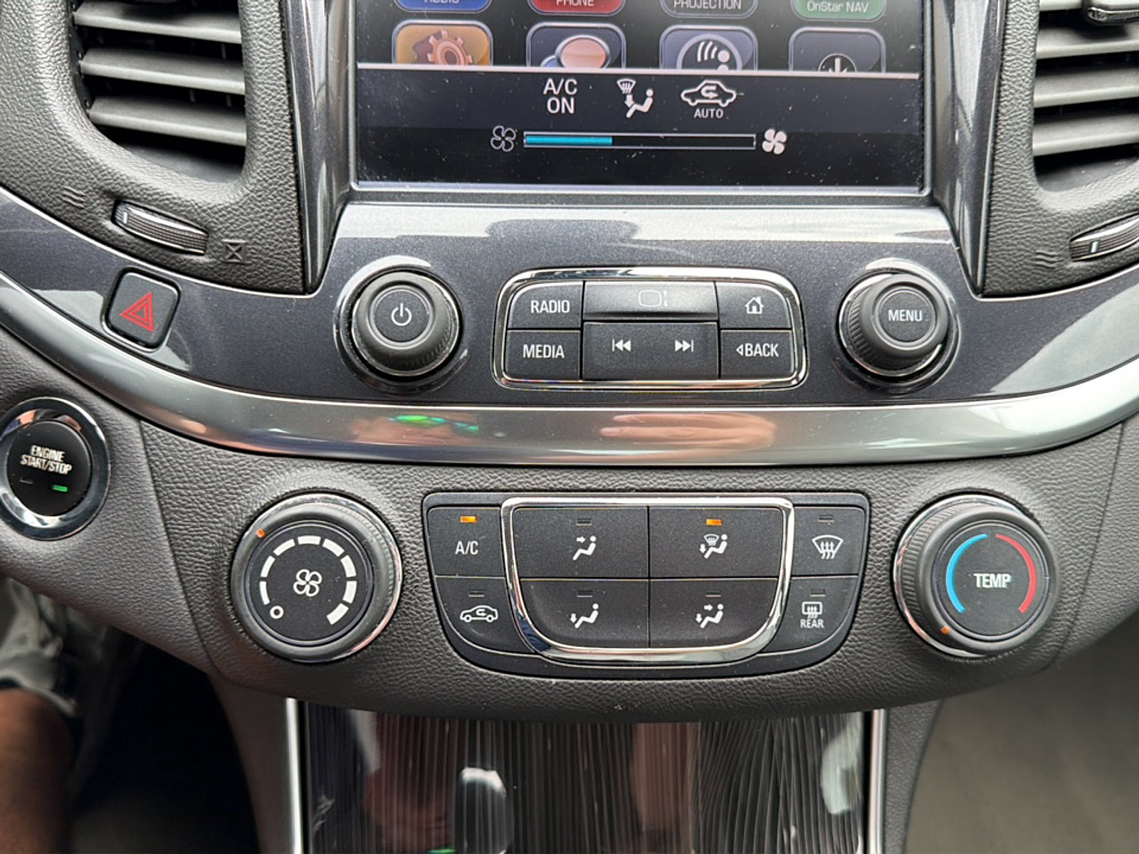 Used 2018 Chevrolet Impala LS FWD image 15