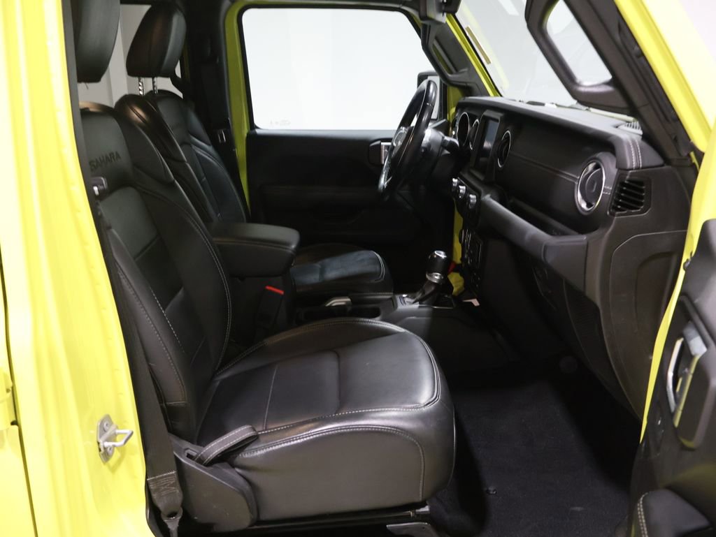 Used 2022 Jeep Wrangler Unlimited Sahara w/ Cold Weather Group image 22