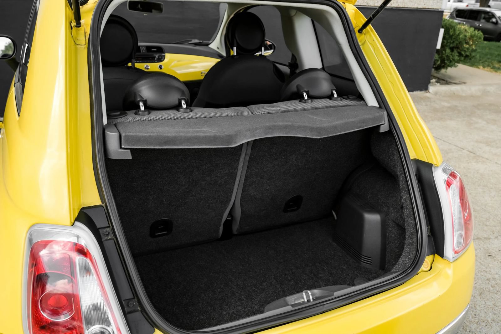 Used 2012 FIAT 500 Lounge FWD image 40